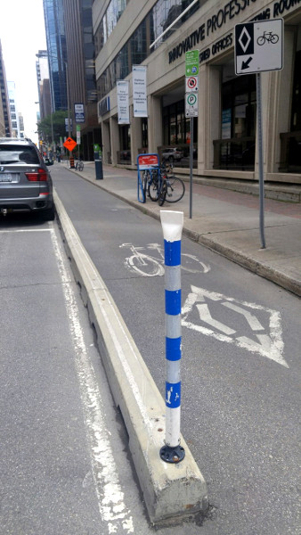 Protected bike lane in Ottawa