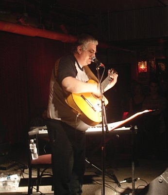 Daniel Johnston at The Underground, May 8, 2007 (Image Credit: Mark Fenton)