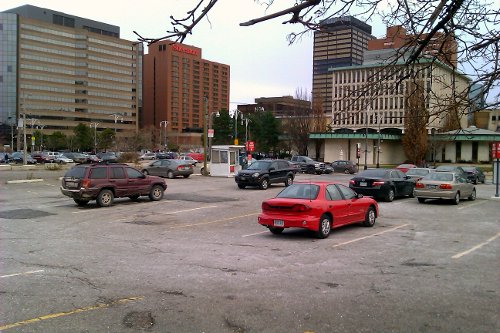 Half-empty parking lot at Main and Bay (RTH file photo)