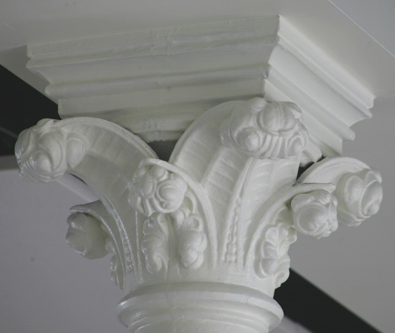 Fig. 12. Guelph, Basilica of Our Lady Immaculate, nave basement, detail of cast-iron capital.
