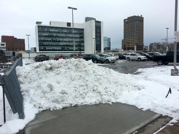 New walkway piled with dumped snow (Image Credit: Ryan McGreal)
