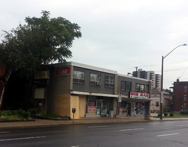 A bicycle did not crash into the front of this building on Main Street East (RTH file photo)