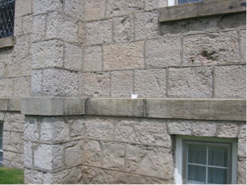 Figure 13. Bethesda Church, Ancaster. Note the regularity of the Eramosa blocks and their hammered finish. The window sill and projecting course are Whirlpool sandstone.