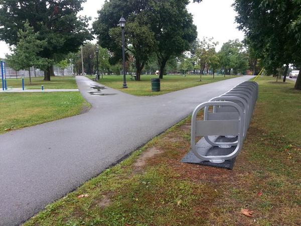 Bike share station at Victoria Park, Locke and Napier