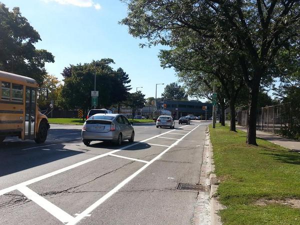 Buffered bike lane on York between Hess and Dundurn