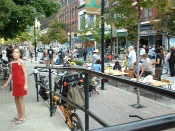 Hamilton Car Free Day, King William
St., 2004