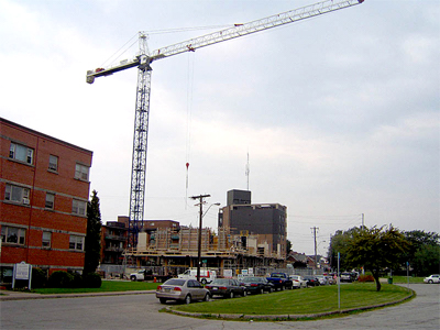 The Mountain Park Avenue condo development takes shape