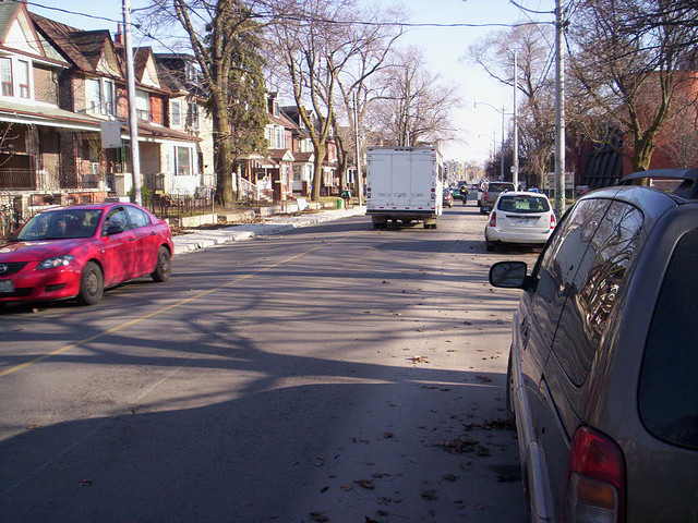Lansdowne Avenue, Toronto (Image Credit: Joe at Biking Toronto/Flickr)