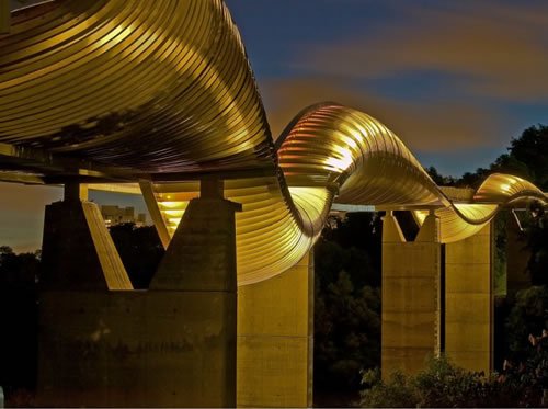 Henderson Waves bridge, Singapore (Image Credit: Smashing Lists)