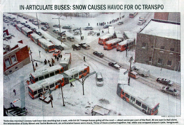 Now-infamous 2006 photo of the problem of articulated buses and snow in downtown Hull (Image Credit: Ottawa Citizen)