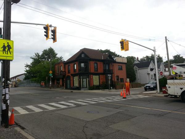 Pedestrian-activated crosswalk on Locke at Hunter