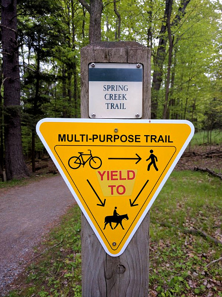 Multi-purpose yield sign on Spring Creek Trail, Dundas Valley