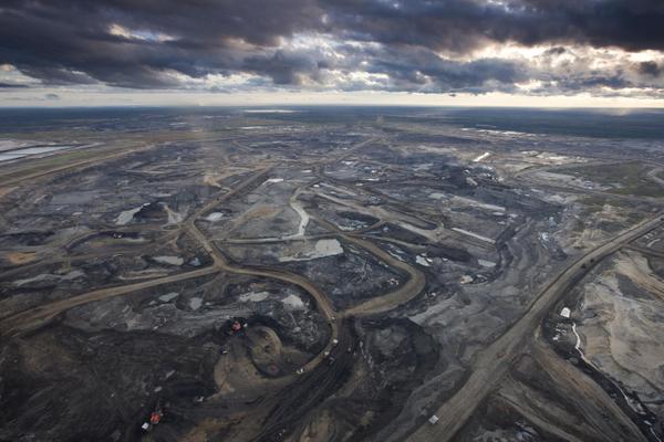 Alberta oilsands (Image Credit: Environmental Defence)