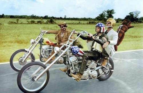 Peter Fonda (centre), in Easy Rider