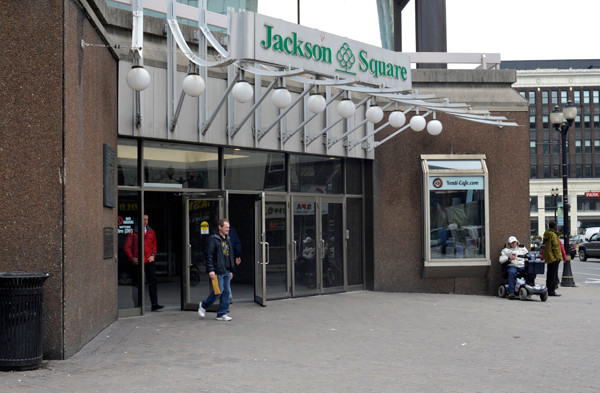 Jackson Square, King and James entrance (Image Credit: Brian Piitz)