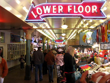 Neon abounds in the Seattle Market. Hamilton would be wise to learn from this fabulous marketplace before completing changes to ours.