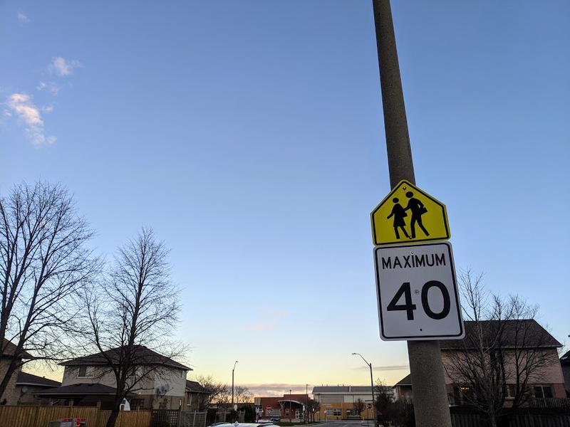 School Zone and 40 km/h speed limit sign on Royalvista Drive