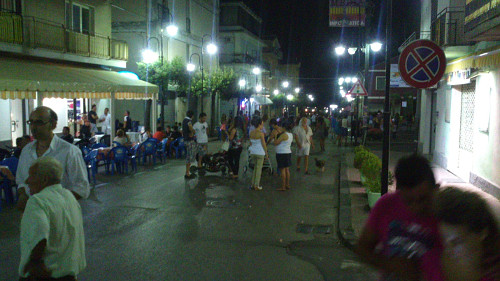 Corso Italia at 11:30 pm on a Tuesday, Campora