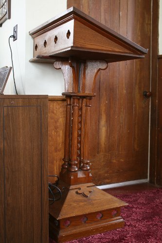 Fig. 10a. Middleport, St Paul's Anglican Church, lectern.