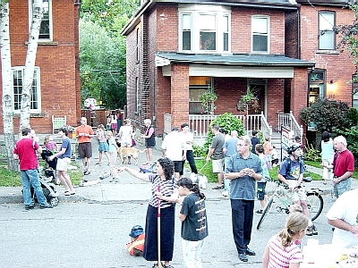 Kent Street Party, September
2004