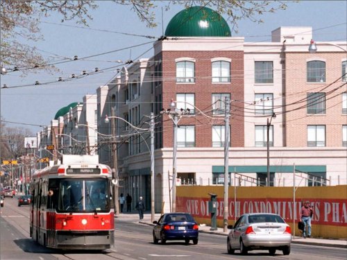 Fitting avenues with the neighbourhoods